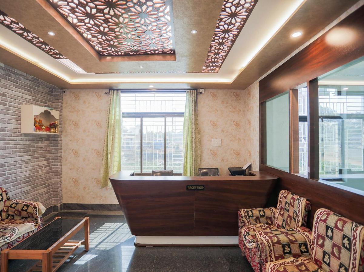 بوهفانيشفار Flagship 76560 Hotel Vanss المظهر الخارجي الصورة